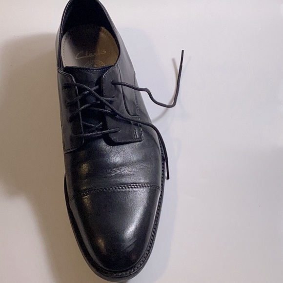 Clarks Men’s Whiddon Cap- Toe Oxfords Black Size 9-1/2 M - Picture 2 of 7